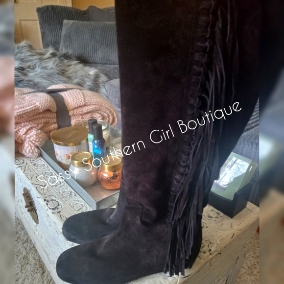 ⭐🆕 LONGCHAMP black suede fringe knee high boots - Picture 6 of 8